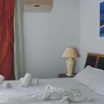 Summer Breeze Hotel
