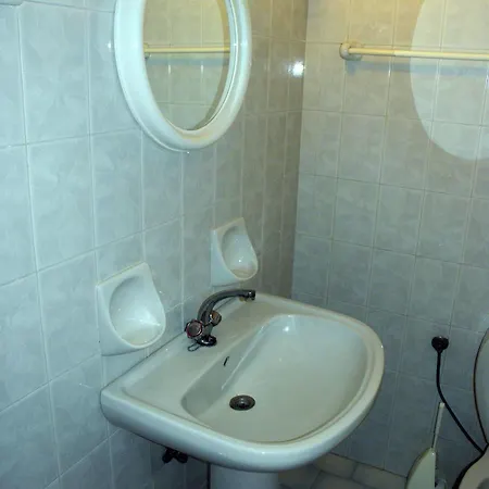 Summer Breeze Hotell 3*