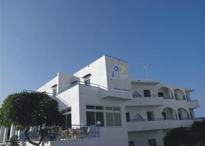 Summer Breeze Otel Gennadi