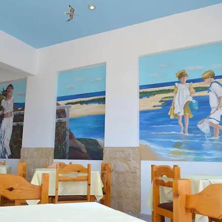 Отель Summer Breeze